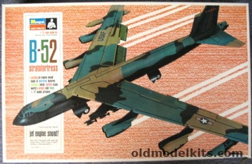 Monogram 1/72 Boeing B-52 Stratofortress With Jet Sound, PA215